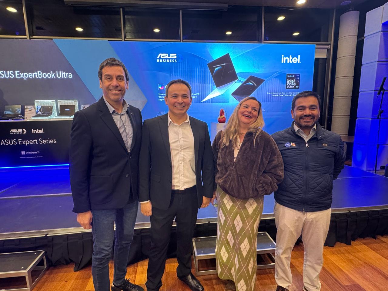TNS CHILE presente en el lanzamiento de ASUS ExpertBook Ultra B9406: Innovación diseñada para los desafíos reales